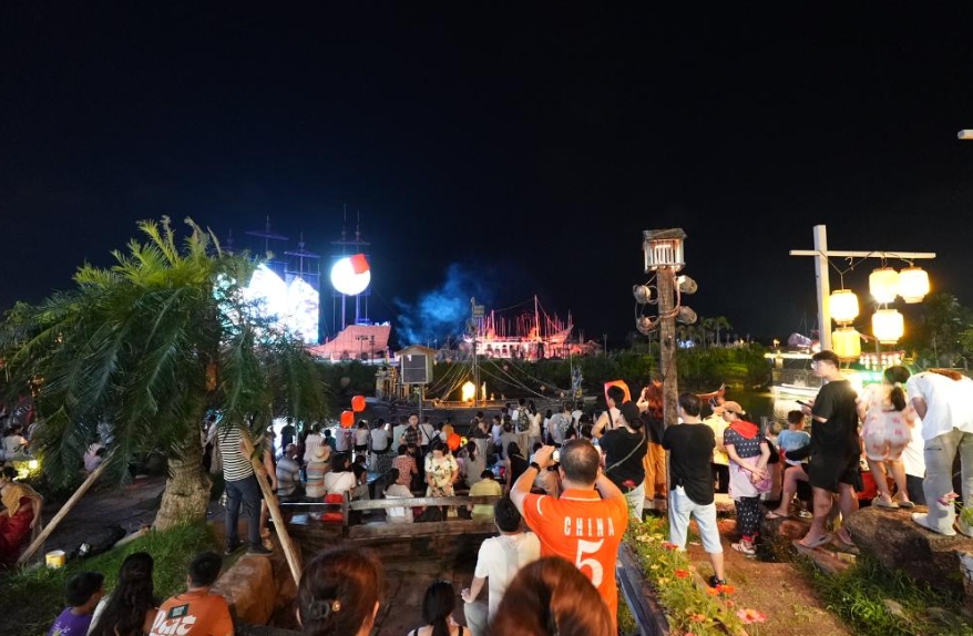 夜幕下的海絲首港。 夜幕下的海絲首港。
