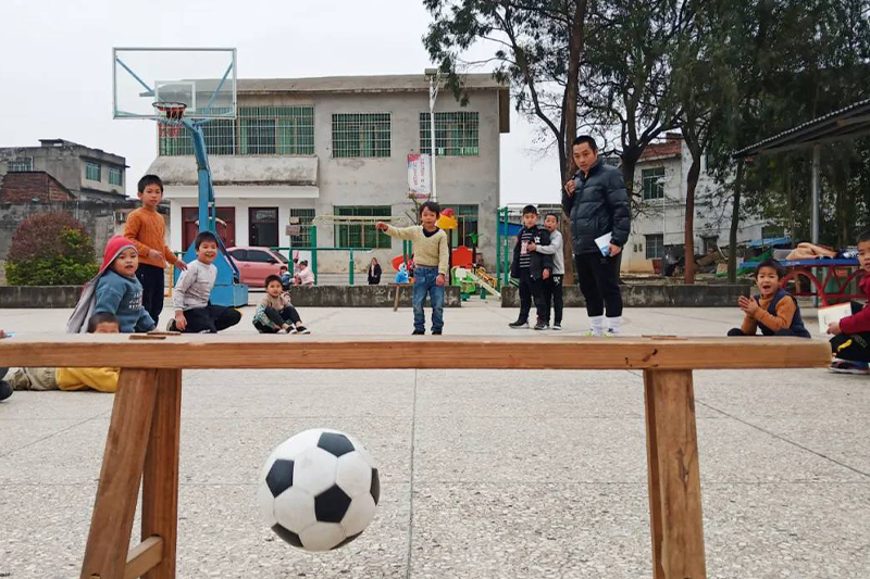 柳州鄉村少年的足球夢終圓滿