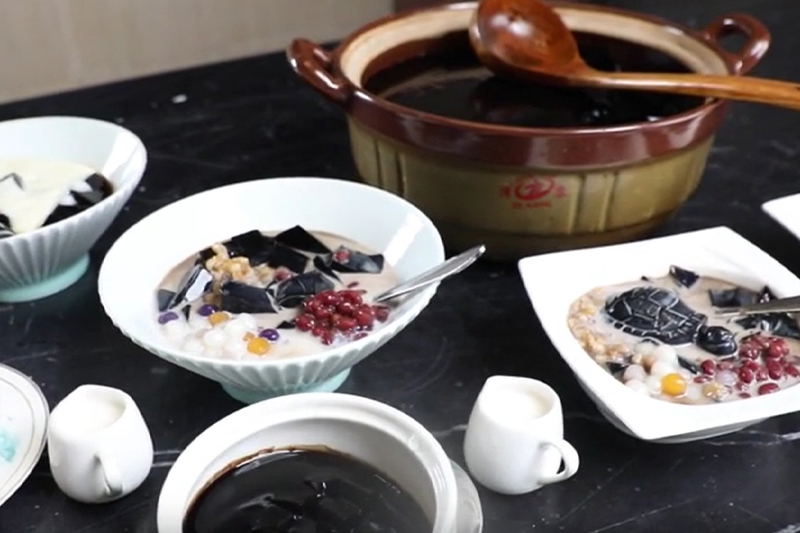 影片｜梧州龜苓膏的破圈之路：從秦始皇「長生藥」到海外暢銷甜點