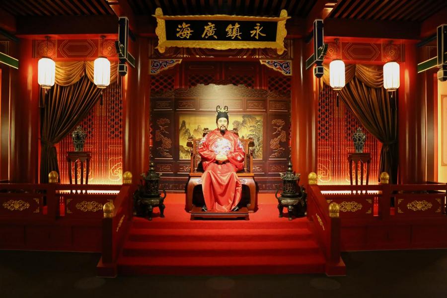 靖江王府博物館展陳場景。