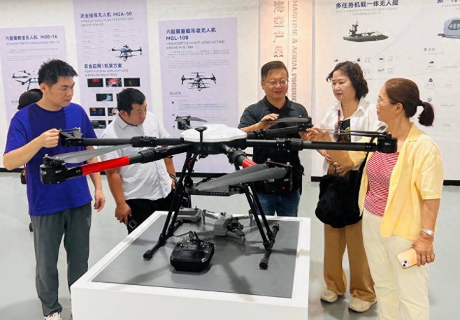 了解各類無人機發展。