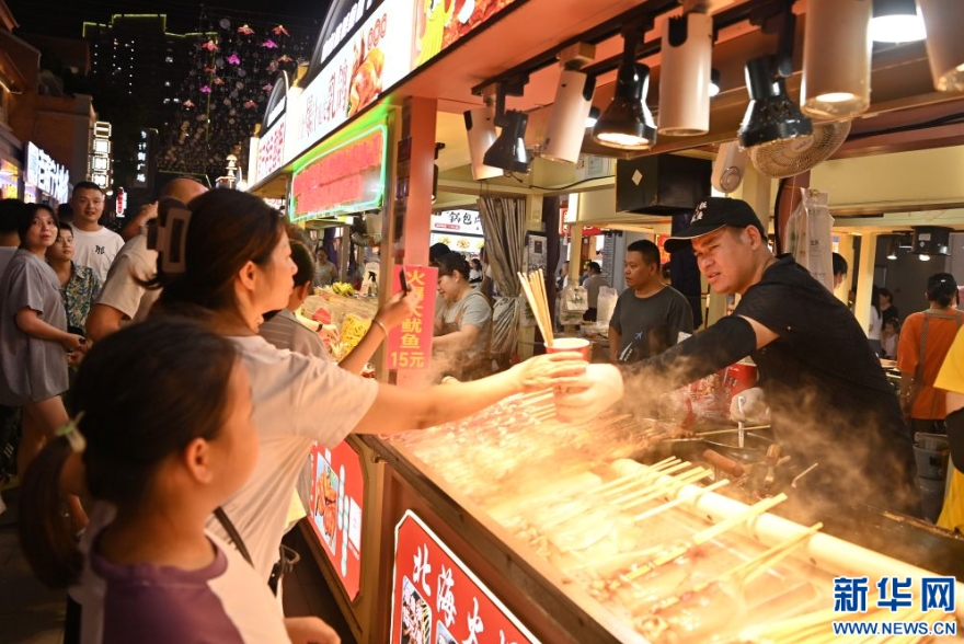 中山路夜市。