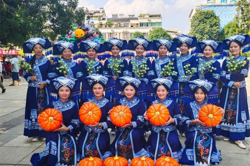 廣西大新舉辦中越邊關儂峒文化旅遊嘉年華