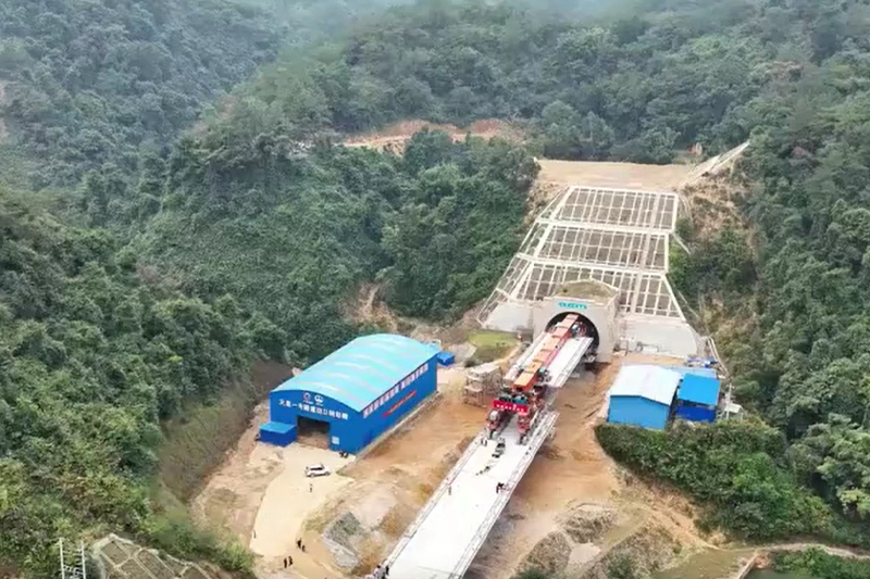 影片｜南珠高鐵玉岑段橋樑工程完工即將開始鋪軌