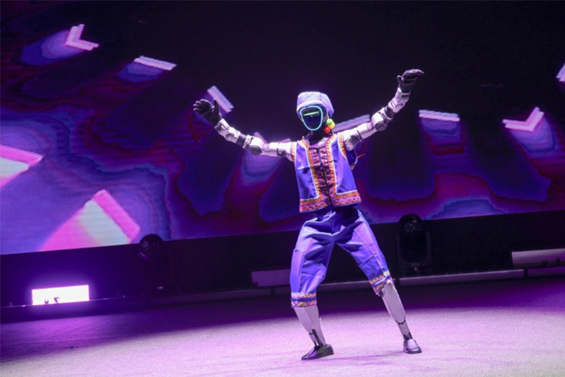 影片｜機器人街舞「battle」！ 2025首屆人形機器人街舞邀請賽上演