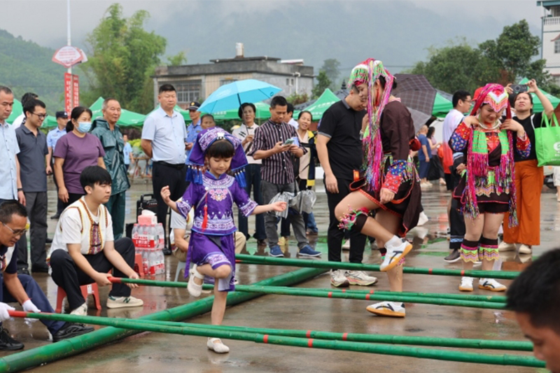 影片｜中越邊民共慶「三月三」 同敘鄰裡情