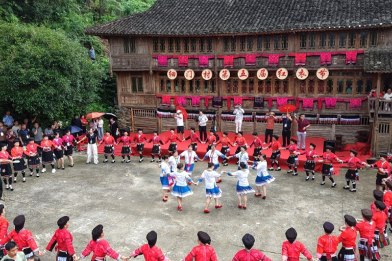氛圍感十足！龍勝「紅衣節」熱鬧舉辦
