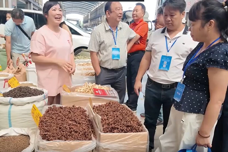 影片｜台商探訪廣西玉林香料對白胡椒一咬傾心